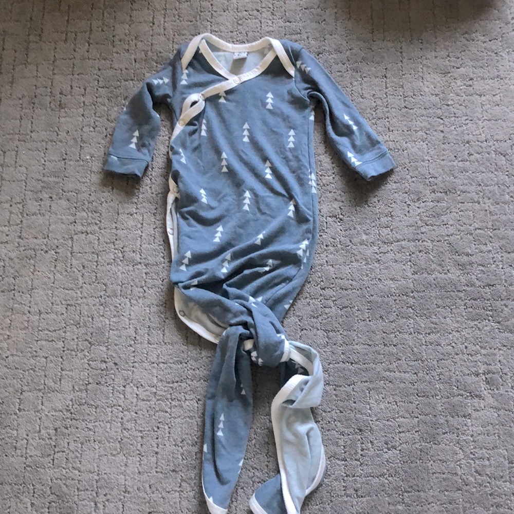 Copper Pearl Knotted Gown size newborn blue arrows